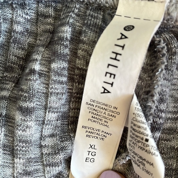 Athleta Heather Grey Revolve Pant - Picture 5 of 9